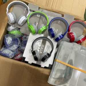 HS12 bluetooth headphones